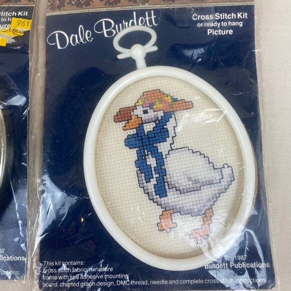 Vintage 1987 Dale Burdett Cross Stitch Kit Picture Frame Duck Goose Hen - Picture 4 of 8